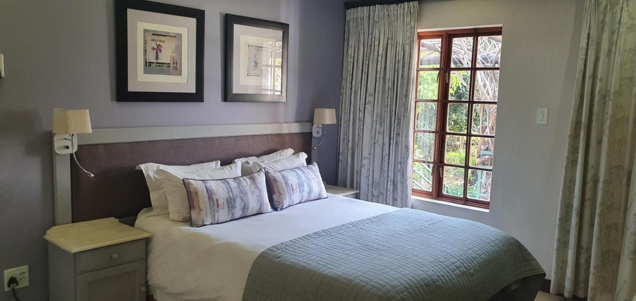 Alojamento de Acomodação e Pequeno-almoço Rivonia Premier 4*